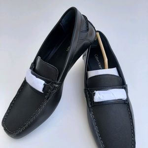 NWOT Calvin Klein loafers